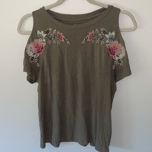 American Eagle cold shoulder top